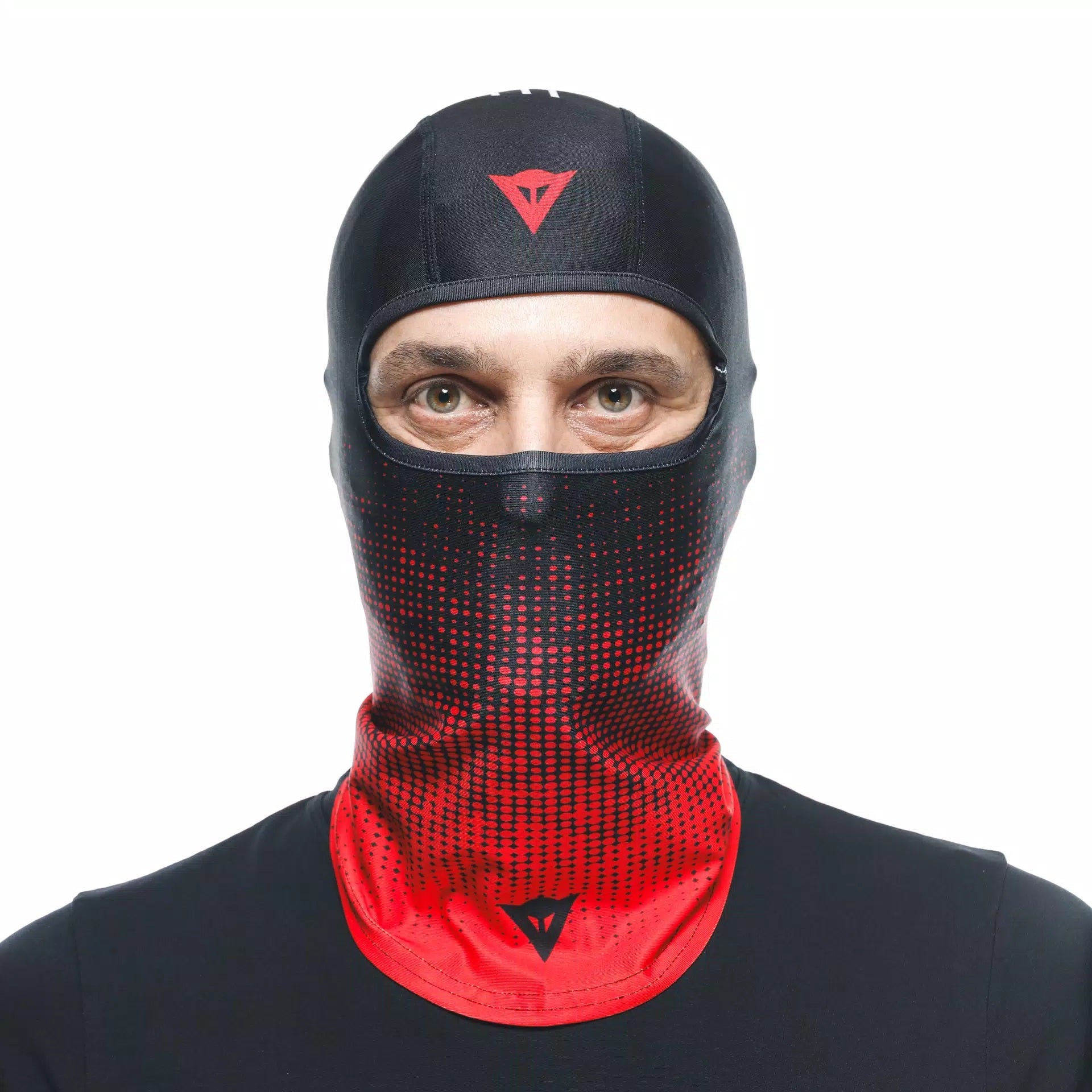Cappuccio di tempesta di Bainese Nero/rosso con logo Dainese | 201910000681L001