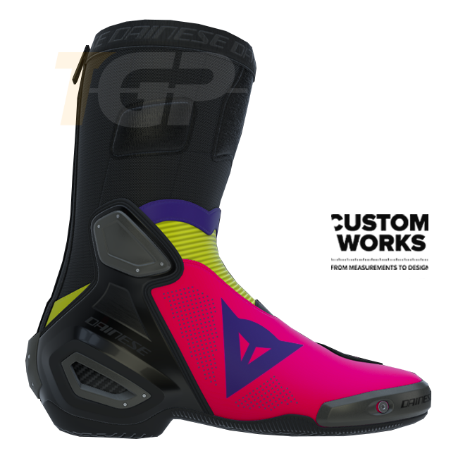 Dainese Axial 2 Air racing e stivali da motociclista stradali | Uomo | Fuxia / Viola / Giallo fluorescente | Custom Works 