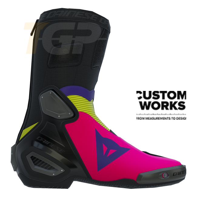 Dainese Axial 2 Racing e stivali da moto da strada | Uomo | Fuxia / Viola / Giallo fluorescente | Custom Works 