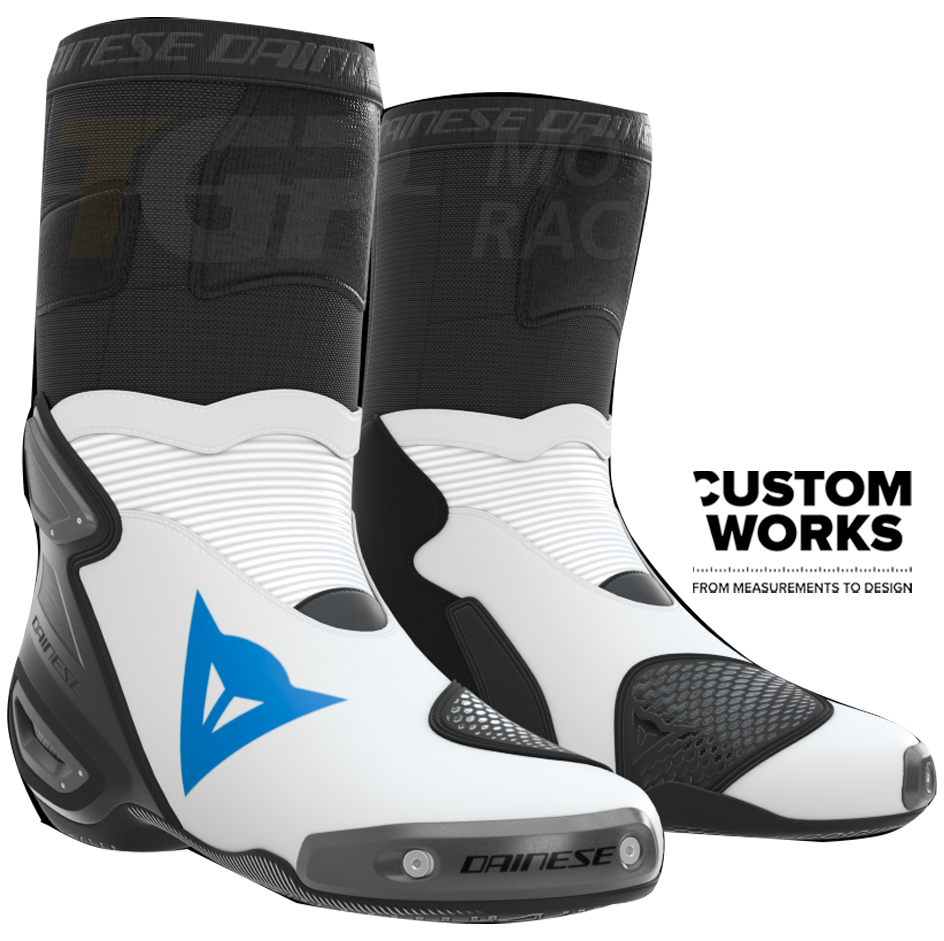 Dainese Axial 2 stivali da moto Racing e strada | Uomo | Bianco / Cielo | Custom Works 