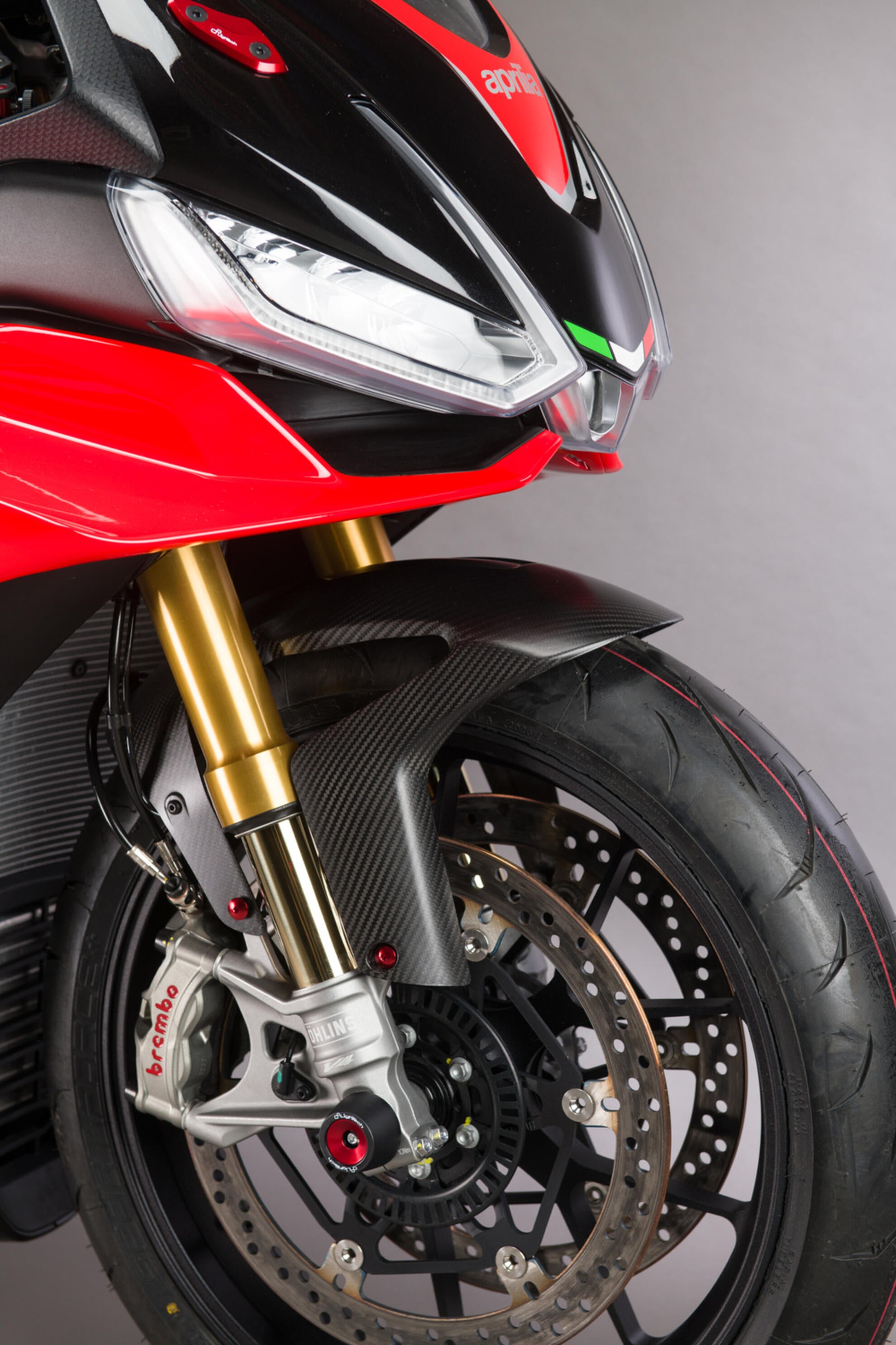 Parafanghi anteriori in carbonio tech light Aprilia RSV4/RR/1100 (21-25) CARA0610