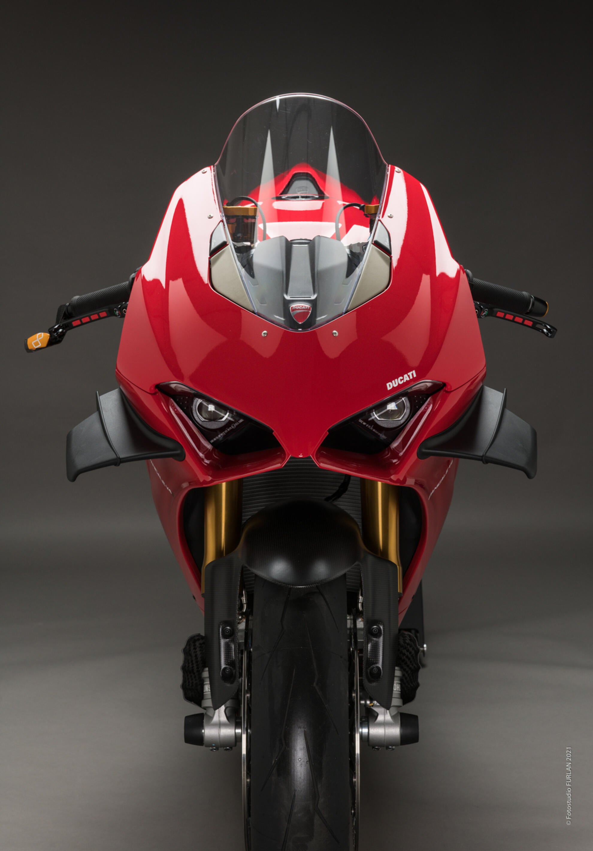 Winglets Set carbon Lightch Ducati Panigale V4/S/R (19-21) Card0815