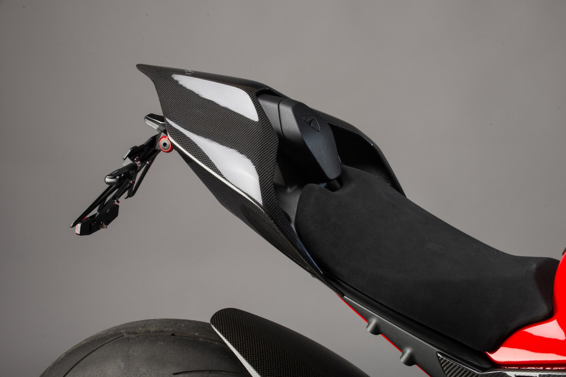 Carena posteriore in carbonio LighTech Ducati Panigale V4/S/R (18-24) CARD0890 