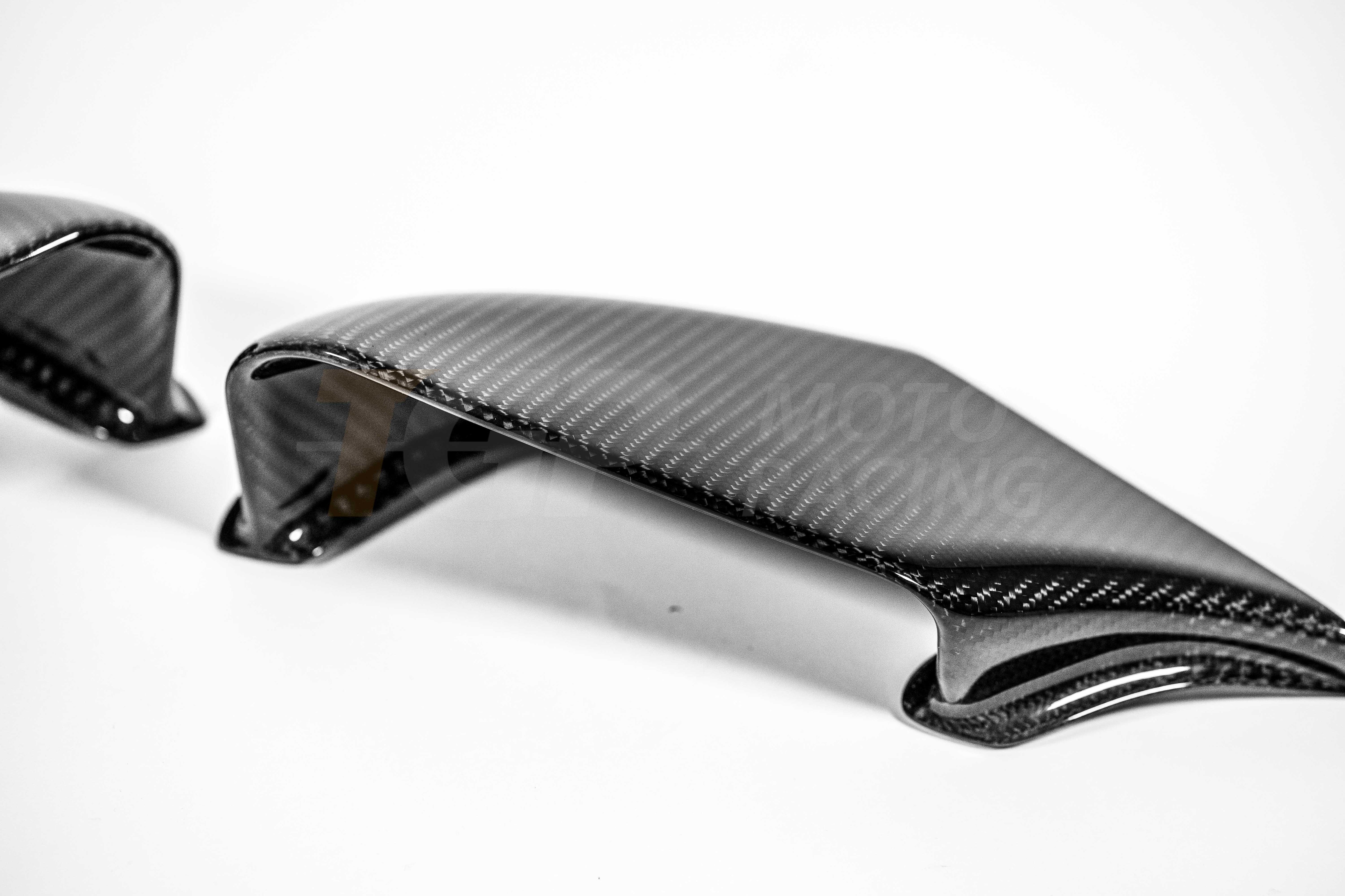Set Sidepod Angolo da 200 g in Carbonio AP Carbon Line per Ducati Panigale V4/S/R (25-26) 