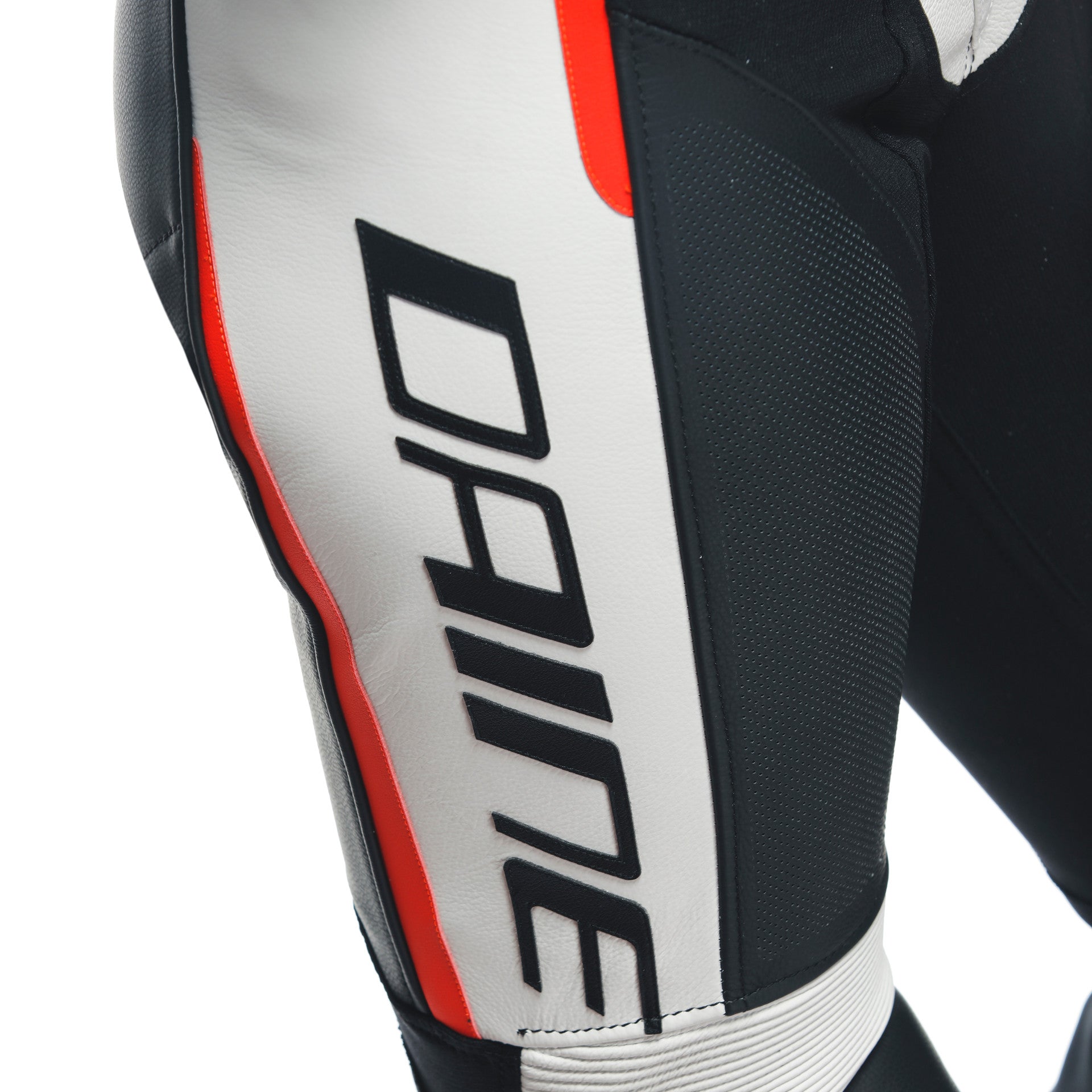 Dainese Grobnik Lady One -pecio Combinazione in pelle - tuta da corsa perforata | Donne | Bianco/rosso