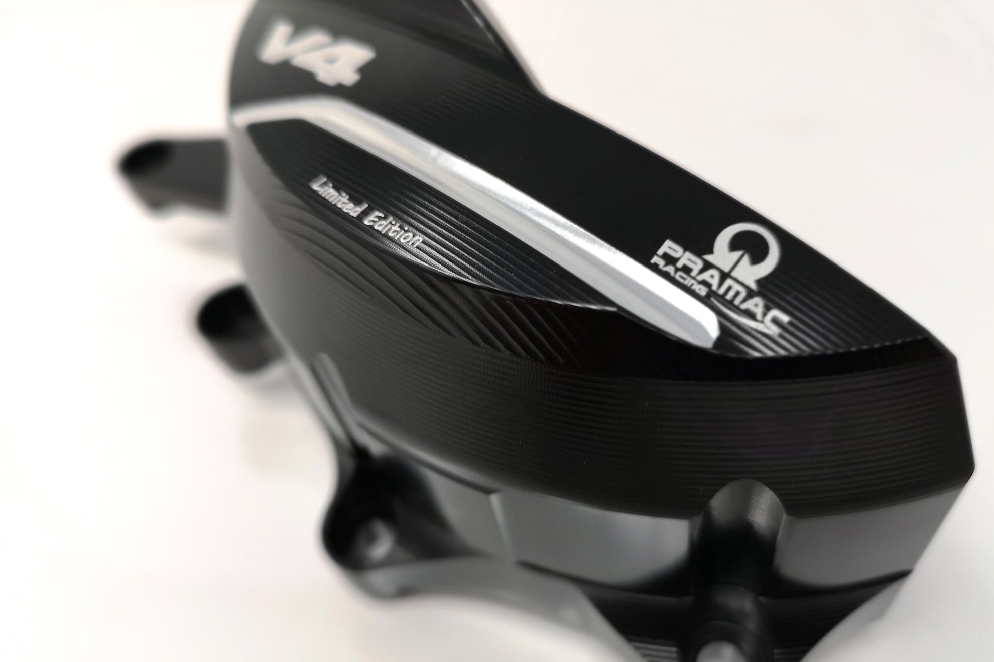 Protezione copertura alternatore in alluminio Pramac Racing Edizione Limitata CNC Racing Ducati Panigale V4/S (2025) PR311BPR 