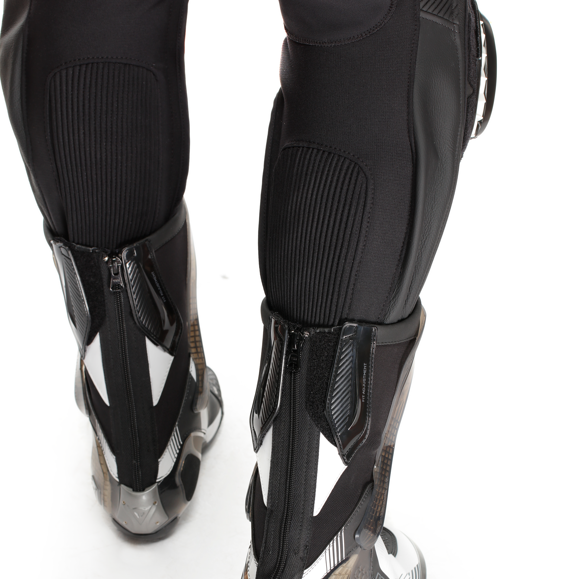 Combinazione in pelle da un pezzo di Laguna SECA 6 di Bainese - tuta da corsa perforata | Uomini | In bianco e nero