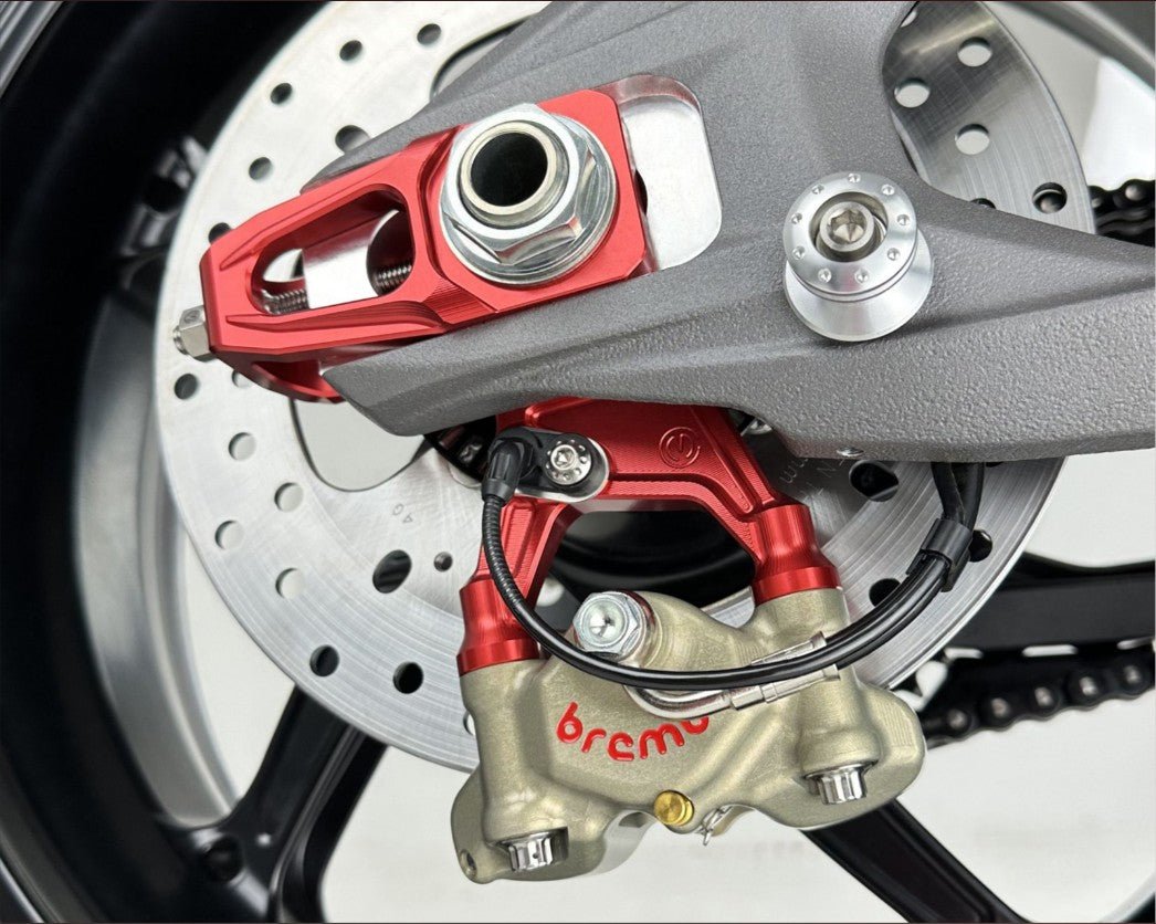 Kit di tensionamento catena con supporto per pinza freno e Brembo P2-30 69.5 mm XA6H530 Motocorse Ducati Panigale V4/S (2025) 