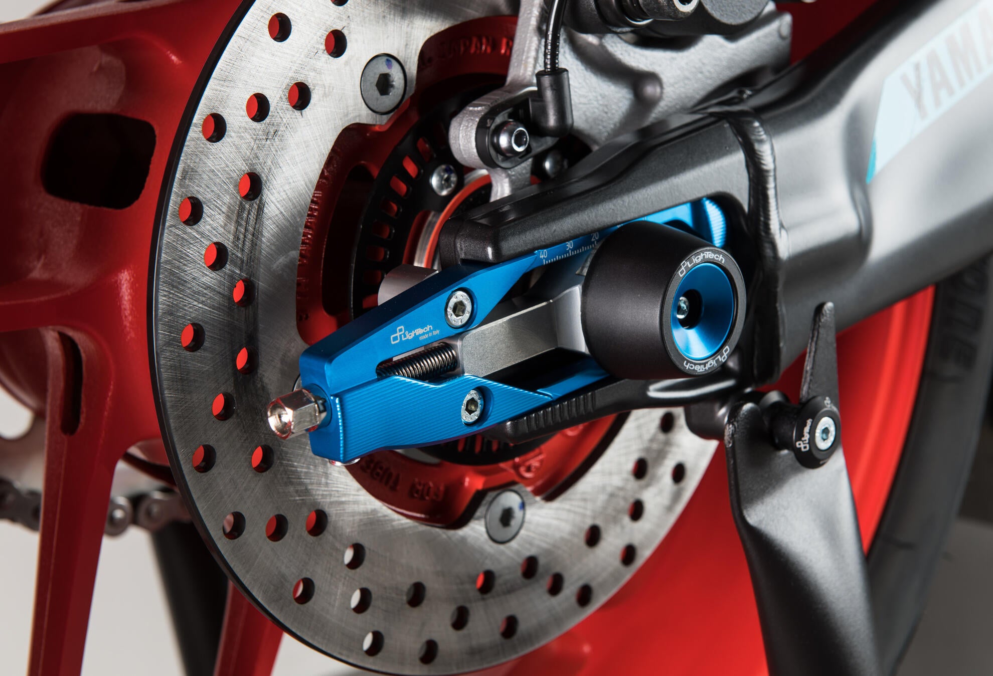 Tenditore a catena Lightch Yamaha R9 (2025) Teya010