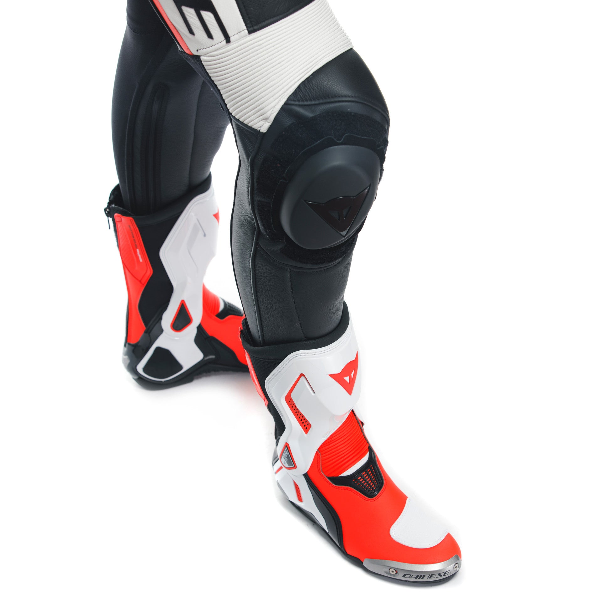 Dainese Grobnik Lady One -pecio Combinazione in pelle - tuta da corsa perforata | Donne | Bianco/rosso
