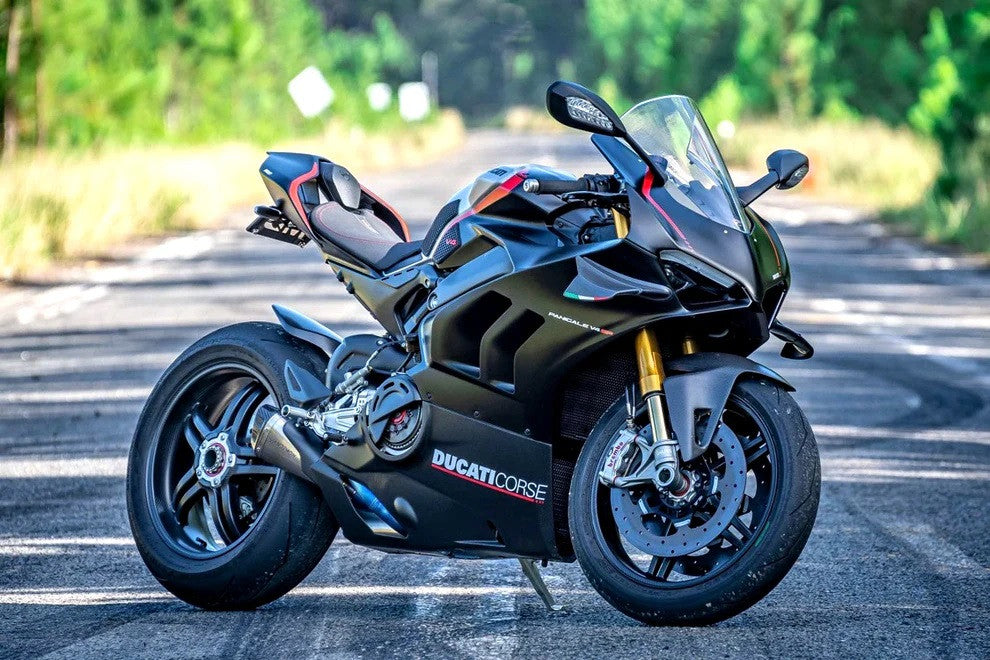 RobertHyperDucatiV4RFulltitaniumExhaustsystem.jpg