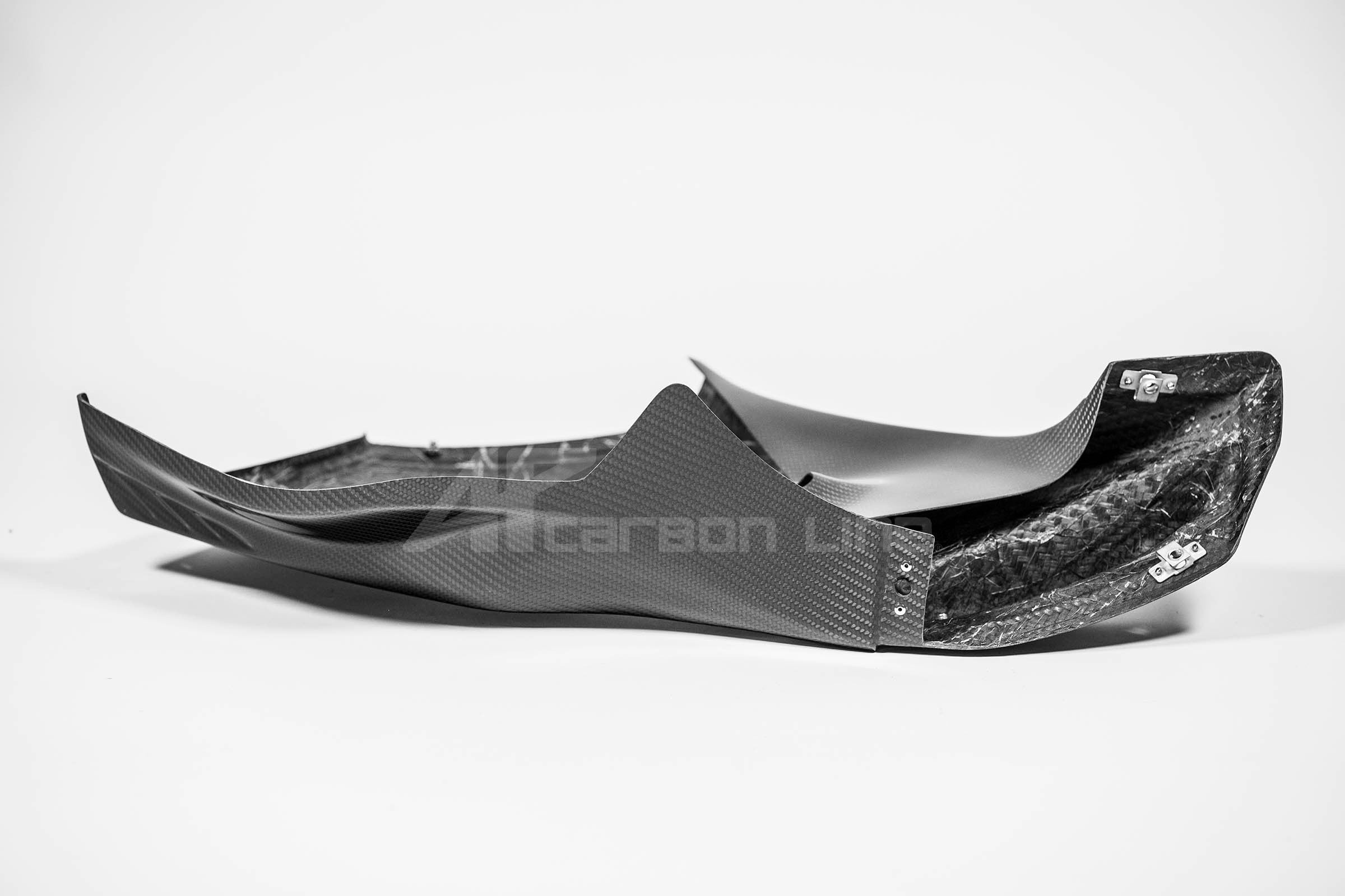 Pannello laterale destro 200g AP Carbon Line Honda CBR 1000 RR-R SC82 (20-23) 