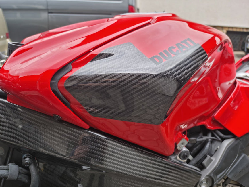Protezioni di protezione del serbatoio 200 g di carbonio AP Ducati Panigale V4/S (2025)