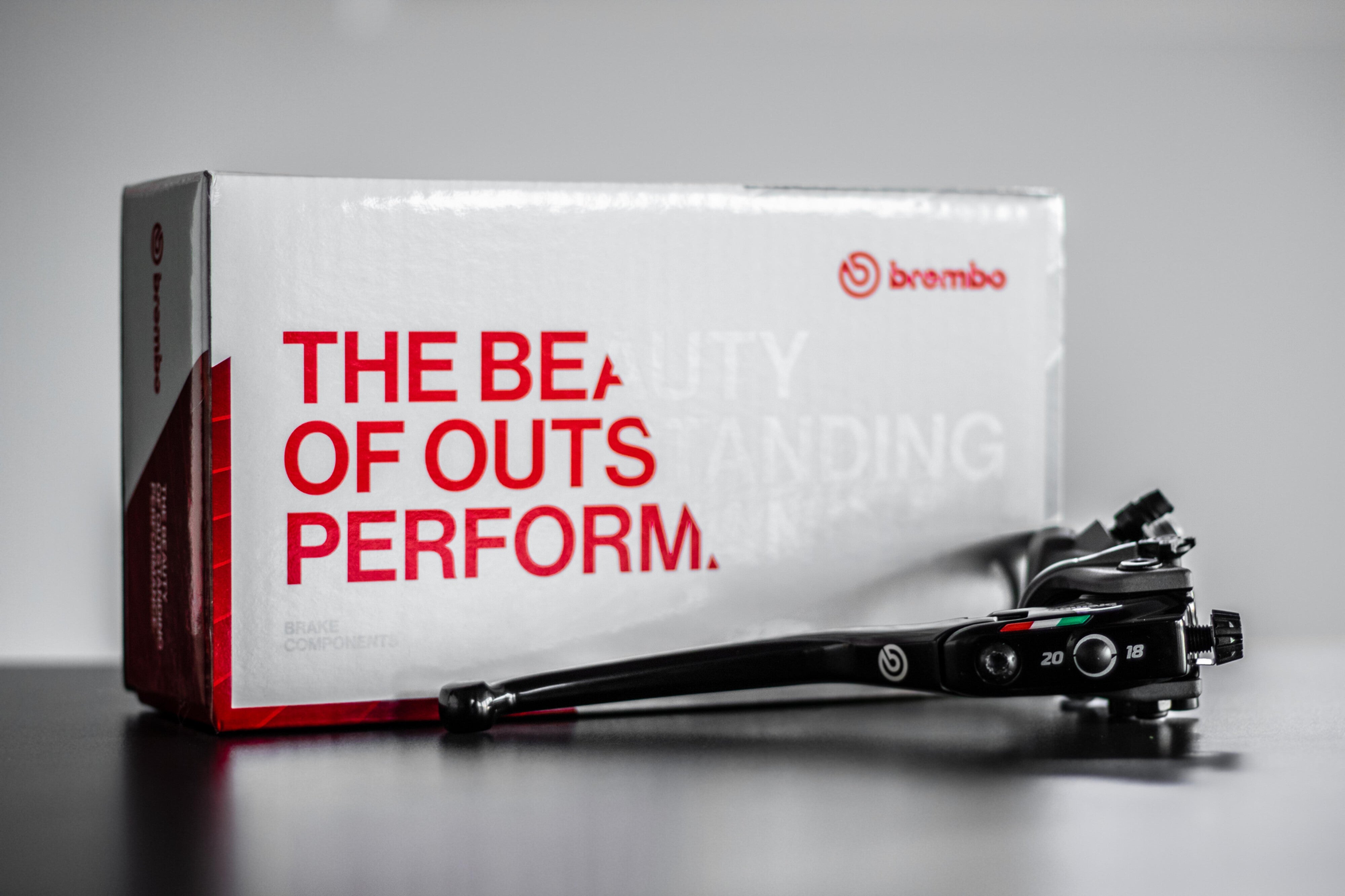 Pompa freno radiale Brembo RCS Corsa Corta 19x18-20 110C74010 