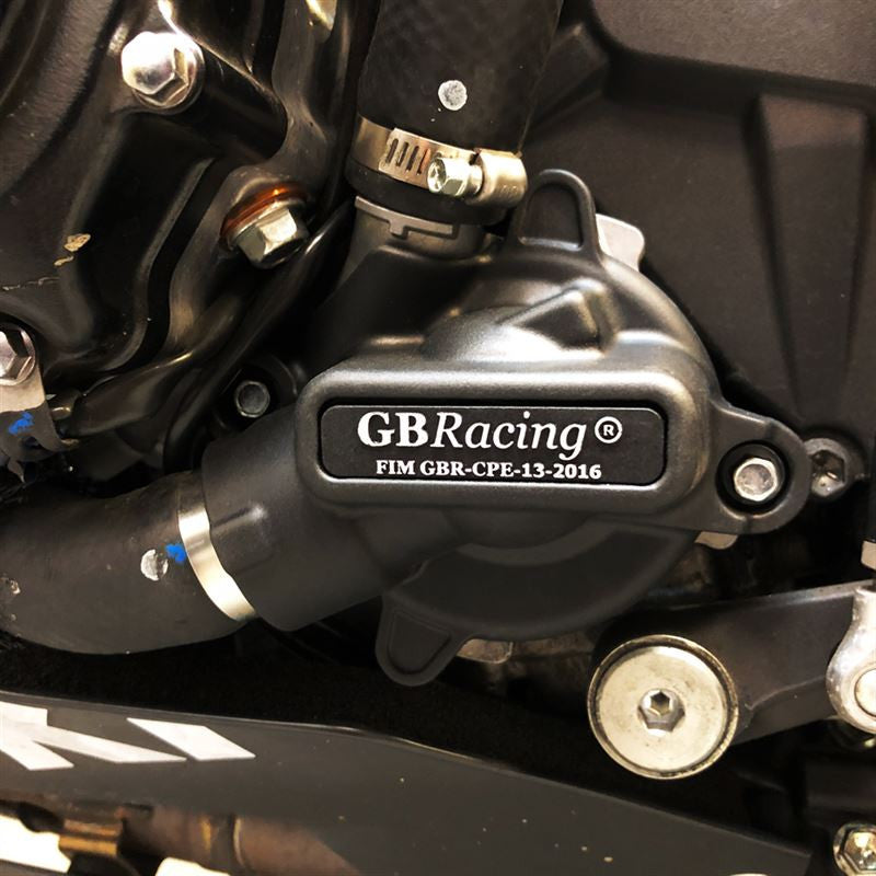 Copertura protettiva per protezione della pompa dell'acqua GBracing Suzuki GSX-R 1000 (17-23)